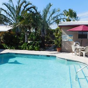 Inn Leather Guest House-Gay Male Only